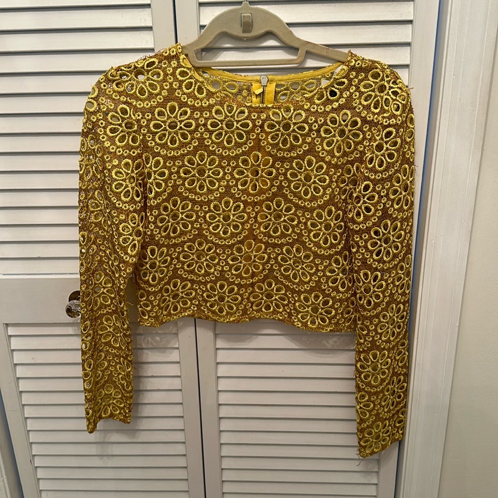 Alexis yellow top